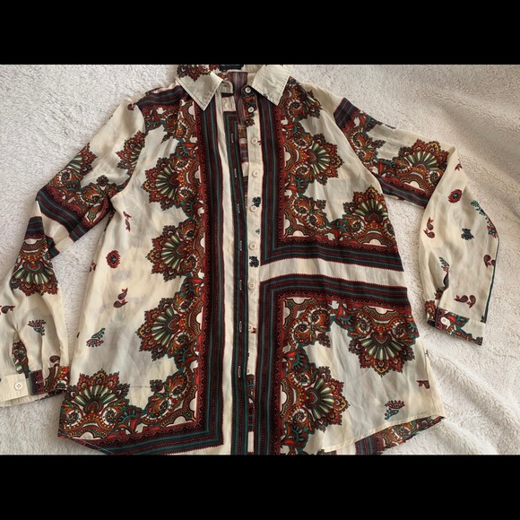 Top - Picture 2 of 3